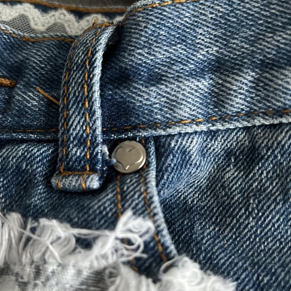 365 - Picture 6 of 6